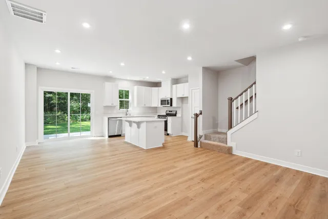 $309,990 | 1056 Cres Cv Lane, Summerville, SC 29483