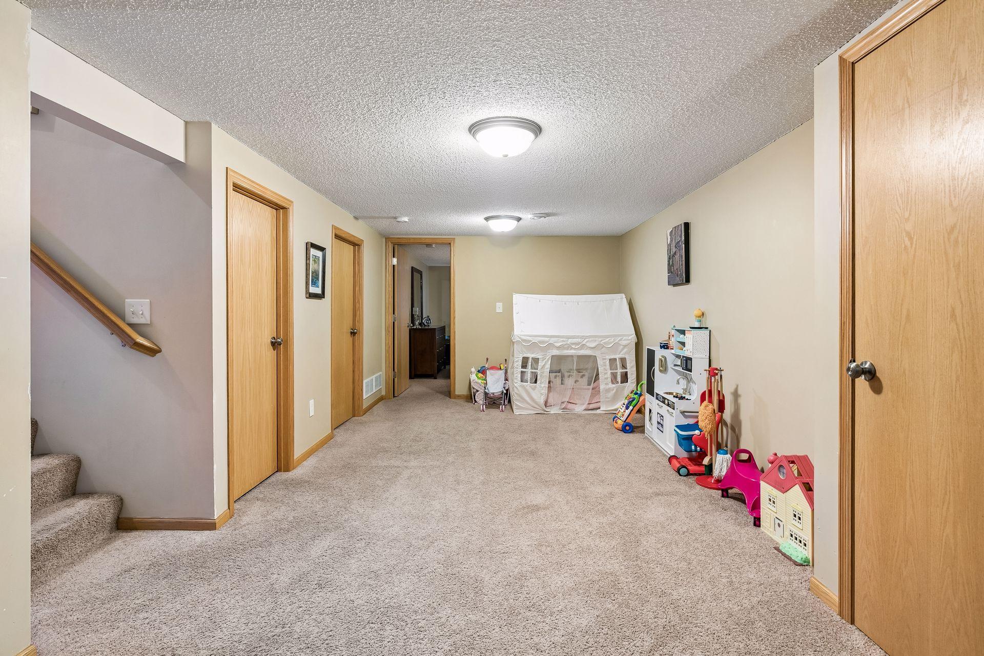 3708 West Old Shakopee Road Bloomington, MN 55431 - Photo 14 of 20