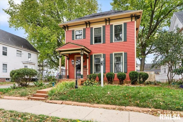 $115,000 | 810 East Edwards Street, Springfield, IL 62703