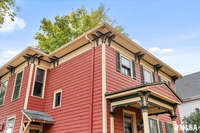 $115,000 | 810 East Edwards Street, Springfield, IL 62703