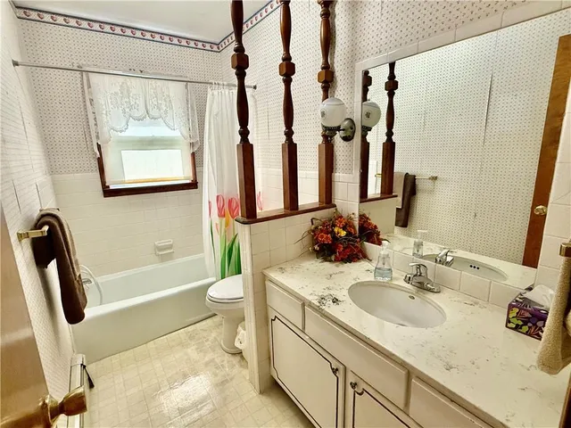 $219,000 | 212 Sanderson Drive, Richmond, MO 64085