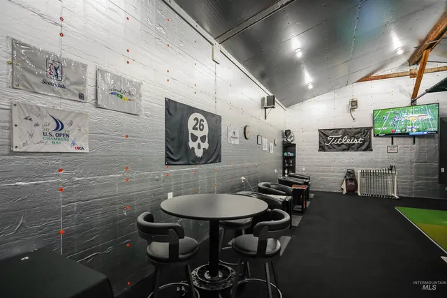 $1,875,000 | 434 South 300th Street West, Heyburn, ID 83336