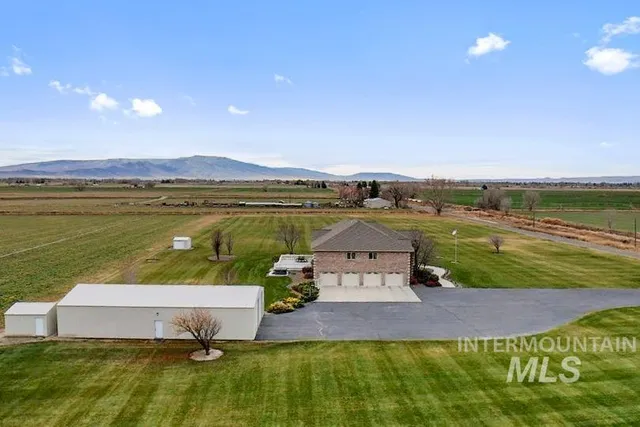 $1,875,000 | 434 South 300th Street West, Heyburn, ID 83336