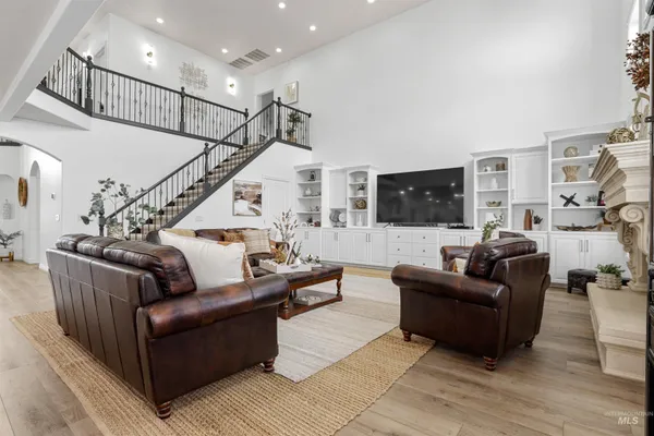 $1,875,000 | 434 South 300th Street West, Heyburn, ID 83336