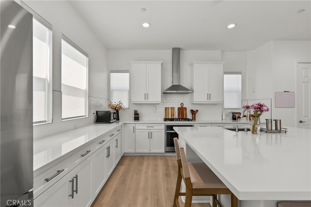 27375 Thunder Rdg Court Stevenson Ranch, CA 91381 - Photo 6 of 11