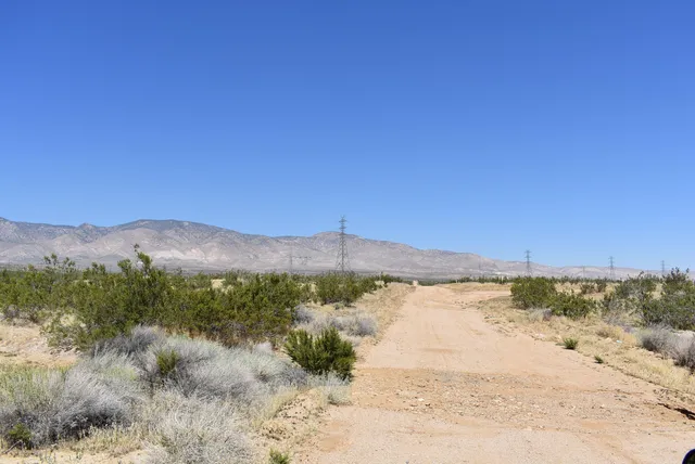 $7,500 | 20 Sierra Hwy/main St & Avenue, Mojave, CA 93501