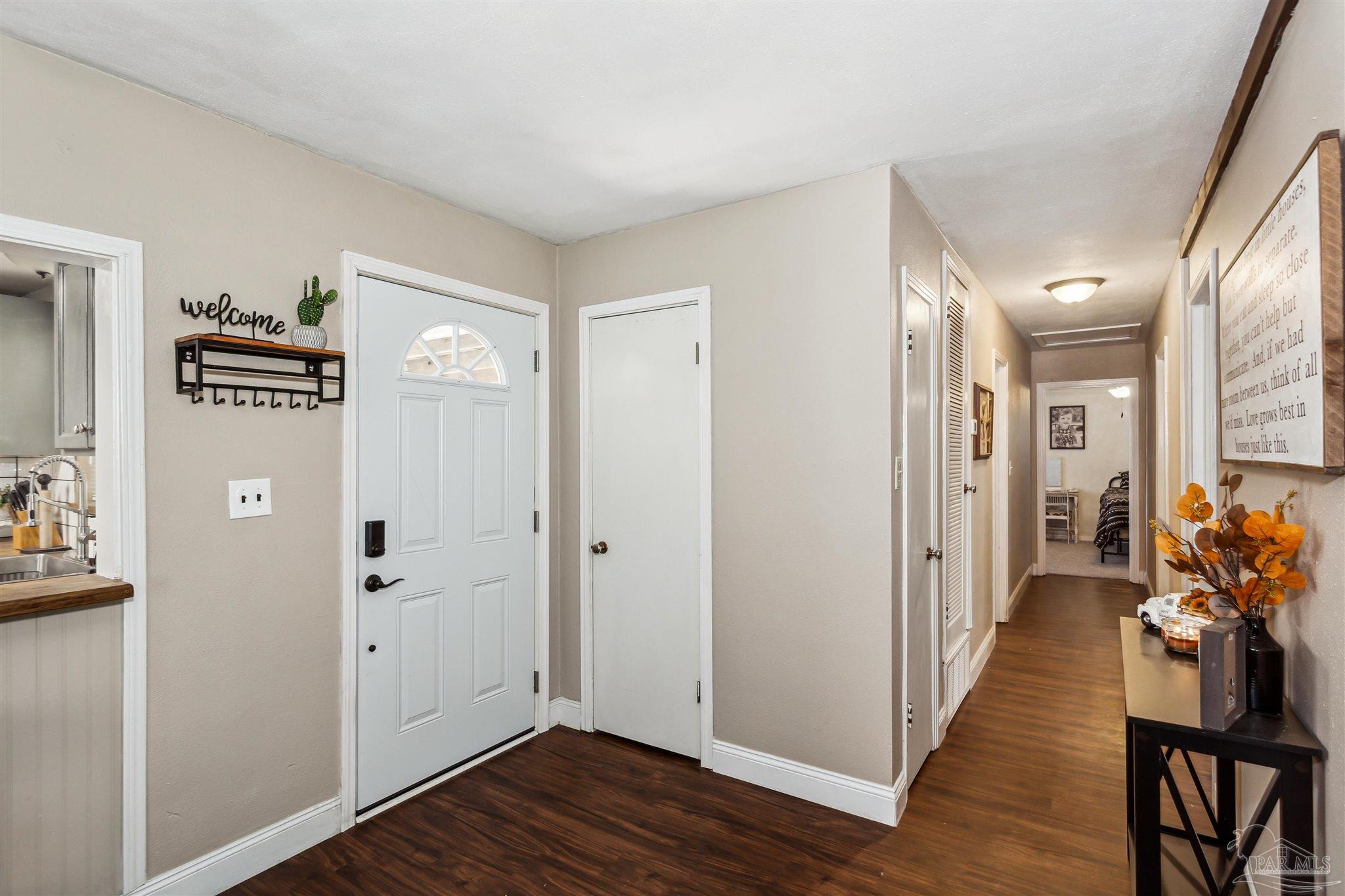 6512 Hamilton Bridge Road Milton, FL 32570 - Photo 6 of 22 Gallery Image 6