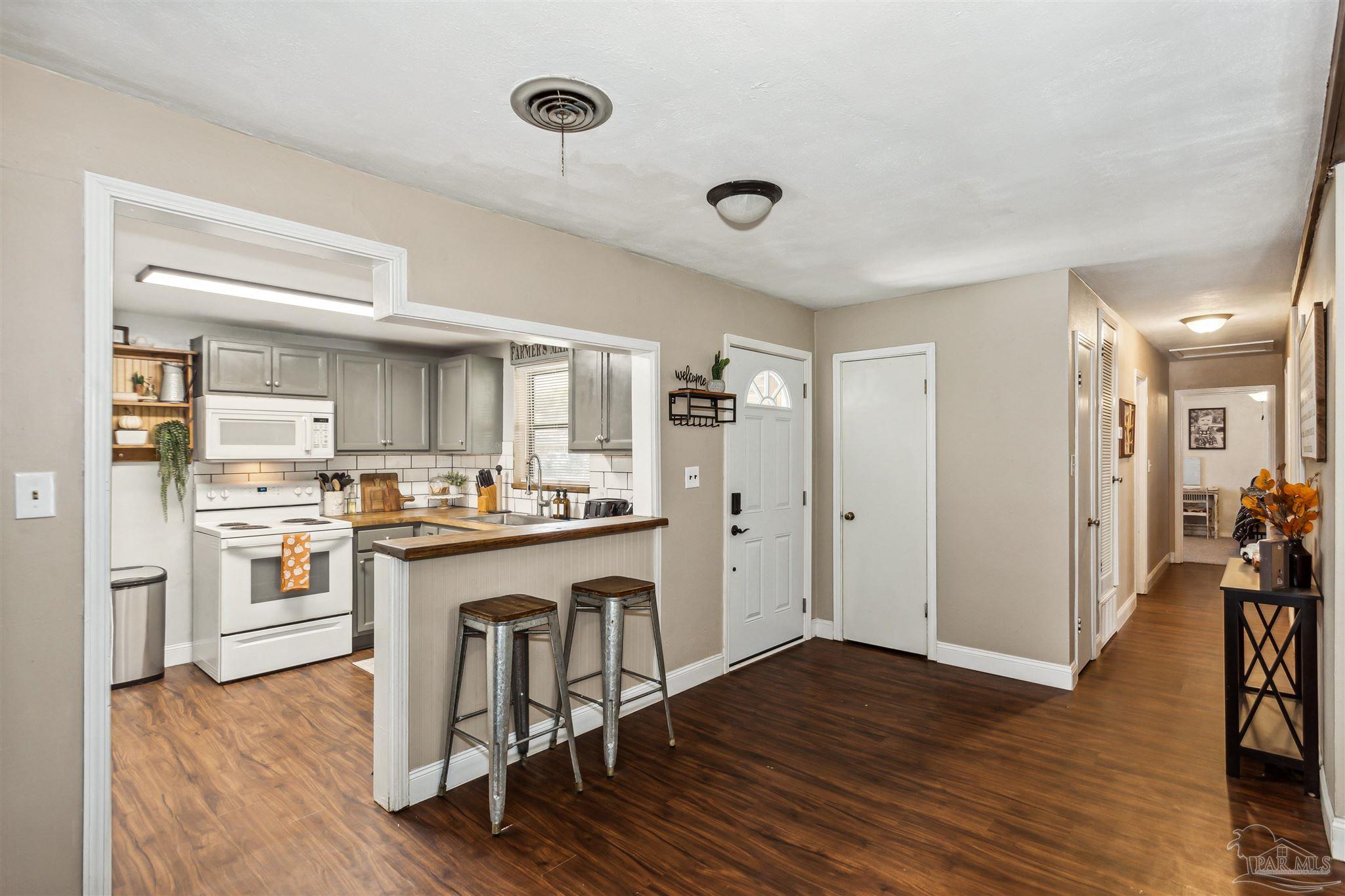 6512 Hamilton Bridge Road Milton, FL 32570 - Photo 10 of 22 Gallery Image 10