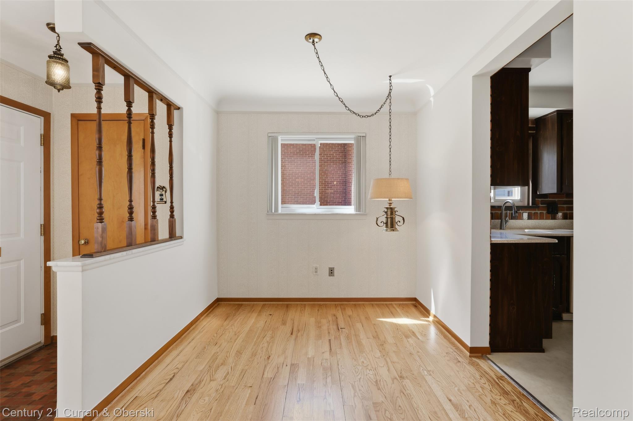 2464 Cornell Street Dearborn, MI 48124 - Photo 7 of 38