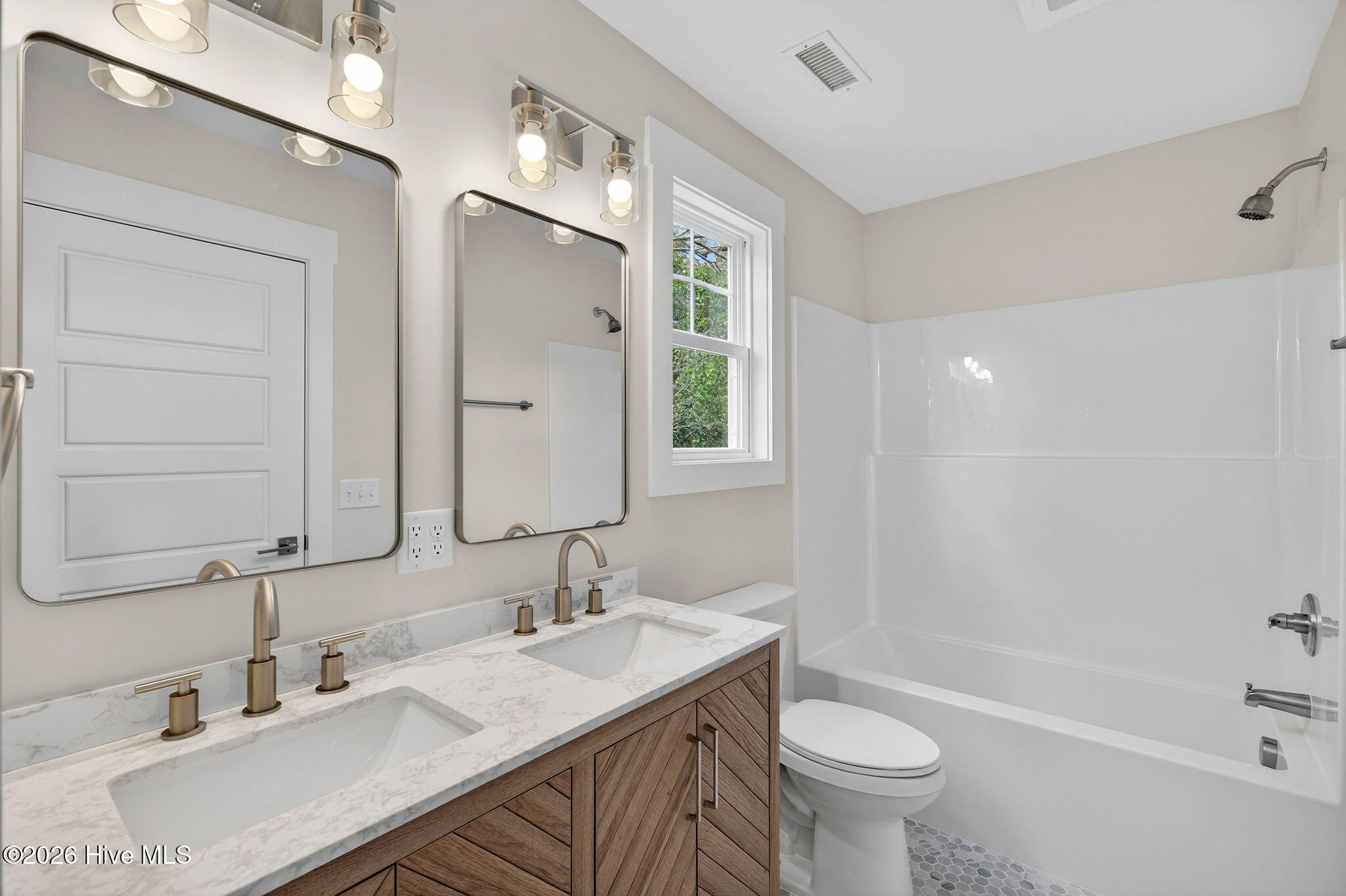 703 North 11th Street Wilmington, NC 28401 - Photo 19 of 29 703N11thStreet-26