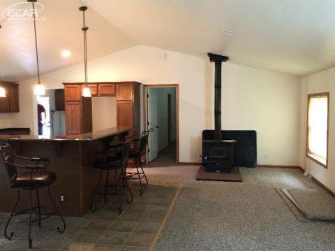 6370 Johnson Road Flushing, MI 48433 - Photo 2 of 38 20441258-1.JPG