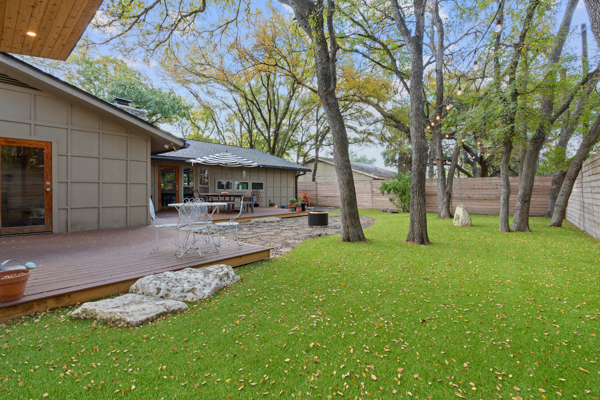 12904 Trailwood Road Austin, TX 78727 - Photo 31 of 35