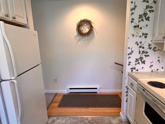 $230,000 | 42 Heritage Condos Way, Unit 14D, Woodstock, VT 05091