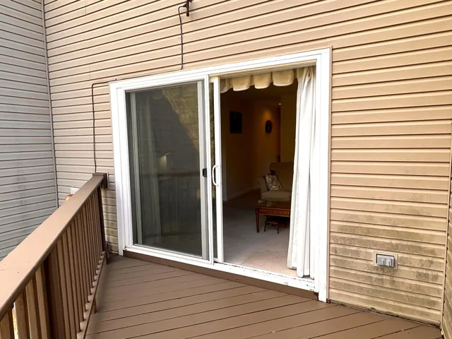 $230,000 | 42 Heritage Condos Way, Unit 14D, Woodstock, VT 05091