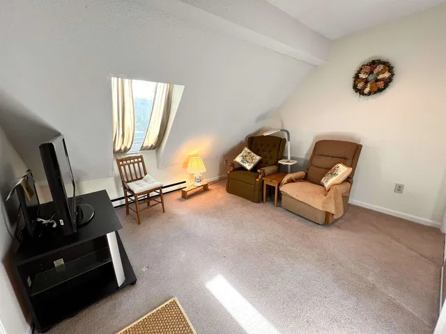 $230,000 | 42 Heritage Condos Way, Unit 14D, Woodstock, VT 05091