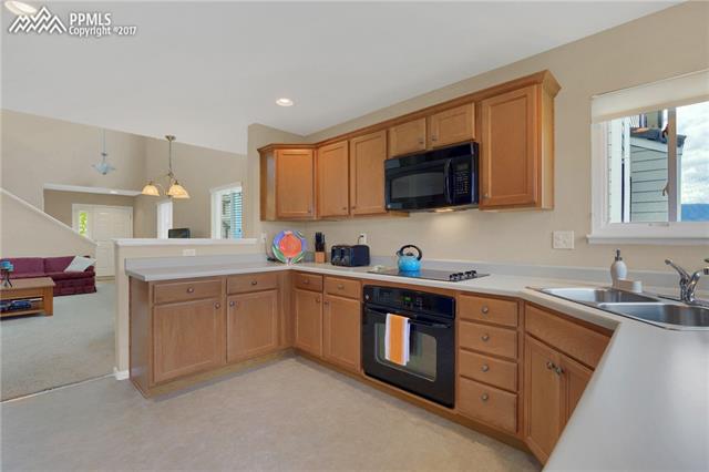 715 Diamond Rim Drive Colorado Springs, CO 80921 - Photo 11 of 24 Gallery Image 11