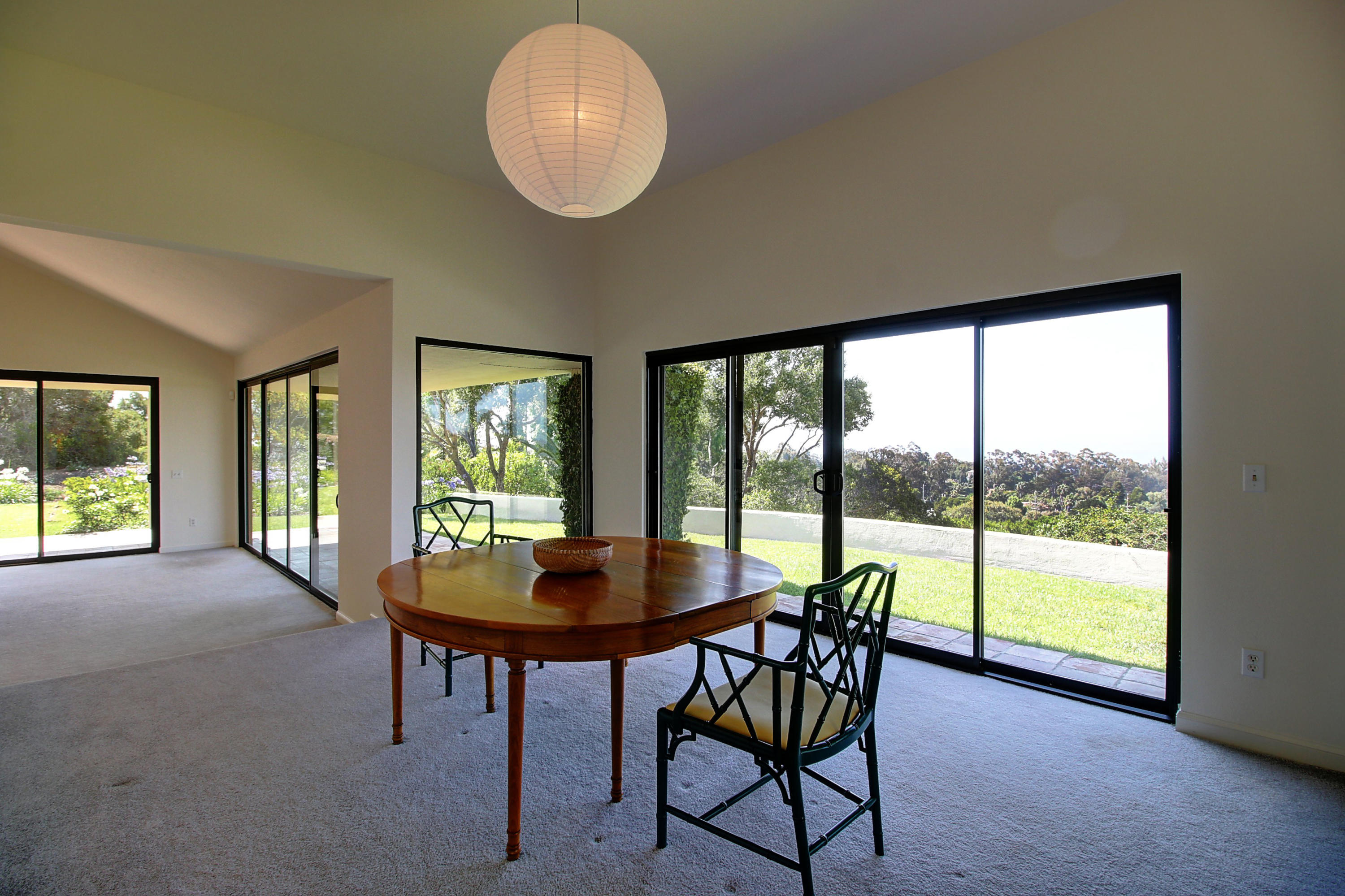 1149 Glenview Road Santa Barbara, CA 93108 - Photo 29 of 39 Dining Room