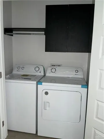 $1,000 | 3808 Ventura Avenue, Unit 1, Edinburg, TX 78541