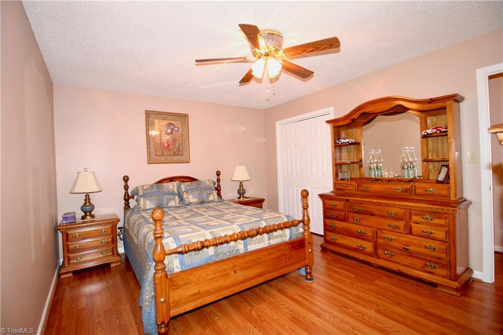 7114 Harper Ridge Court Oak Ridge, NC 27310 - Photo 11 of 28 Gallery Image 11