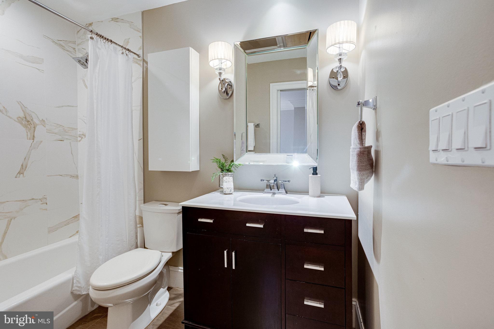 1817 Riggs Place Northwest, Unit 1 Washington, DC 20009 - Photo 16 of 20