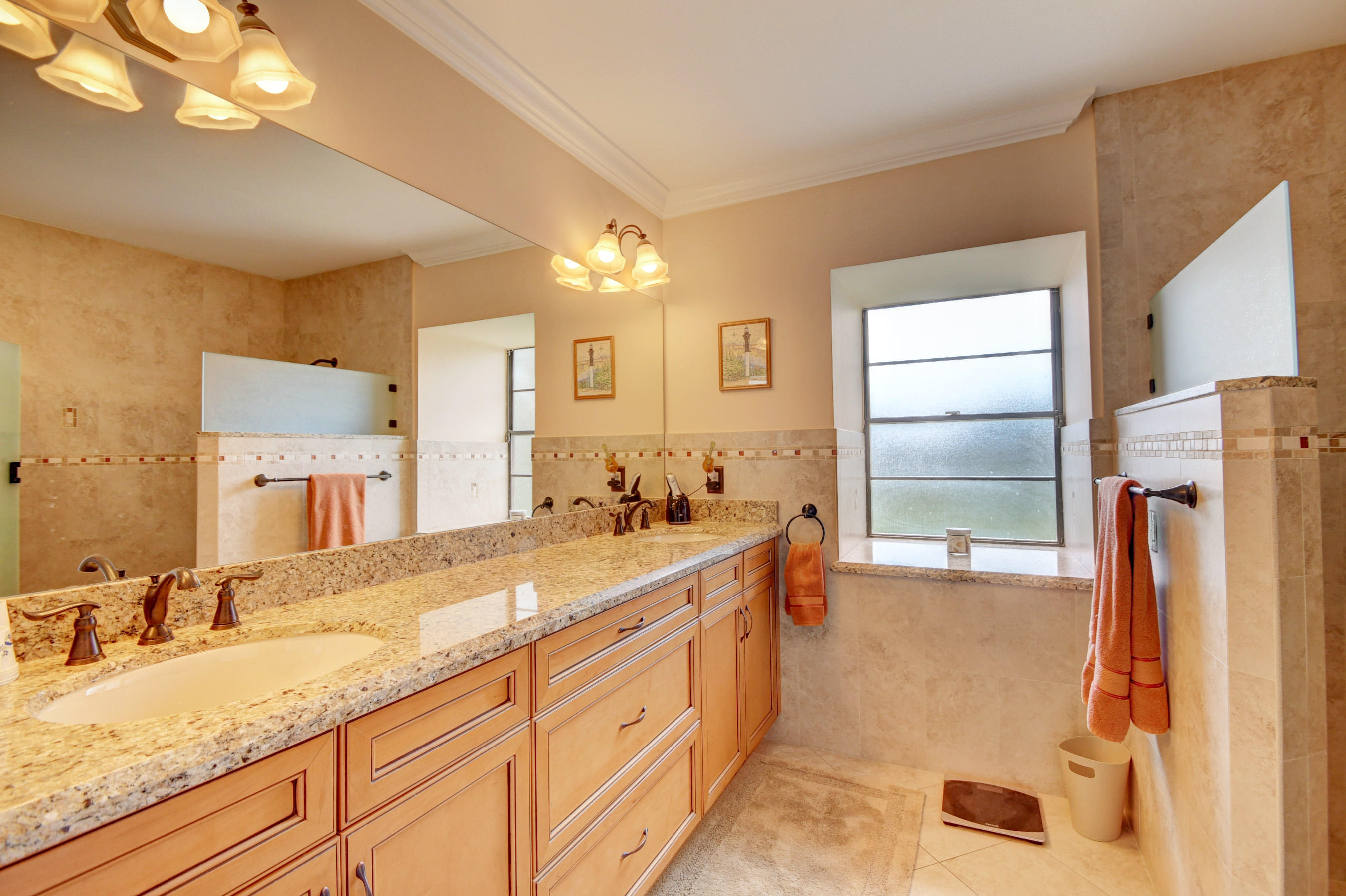 9556 Old Pine Road Boca Raton, FL 33428 - Photo 13 of 32 DSC_8487_88_89_90_91