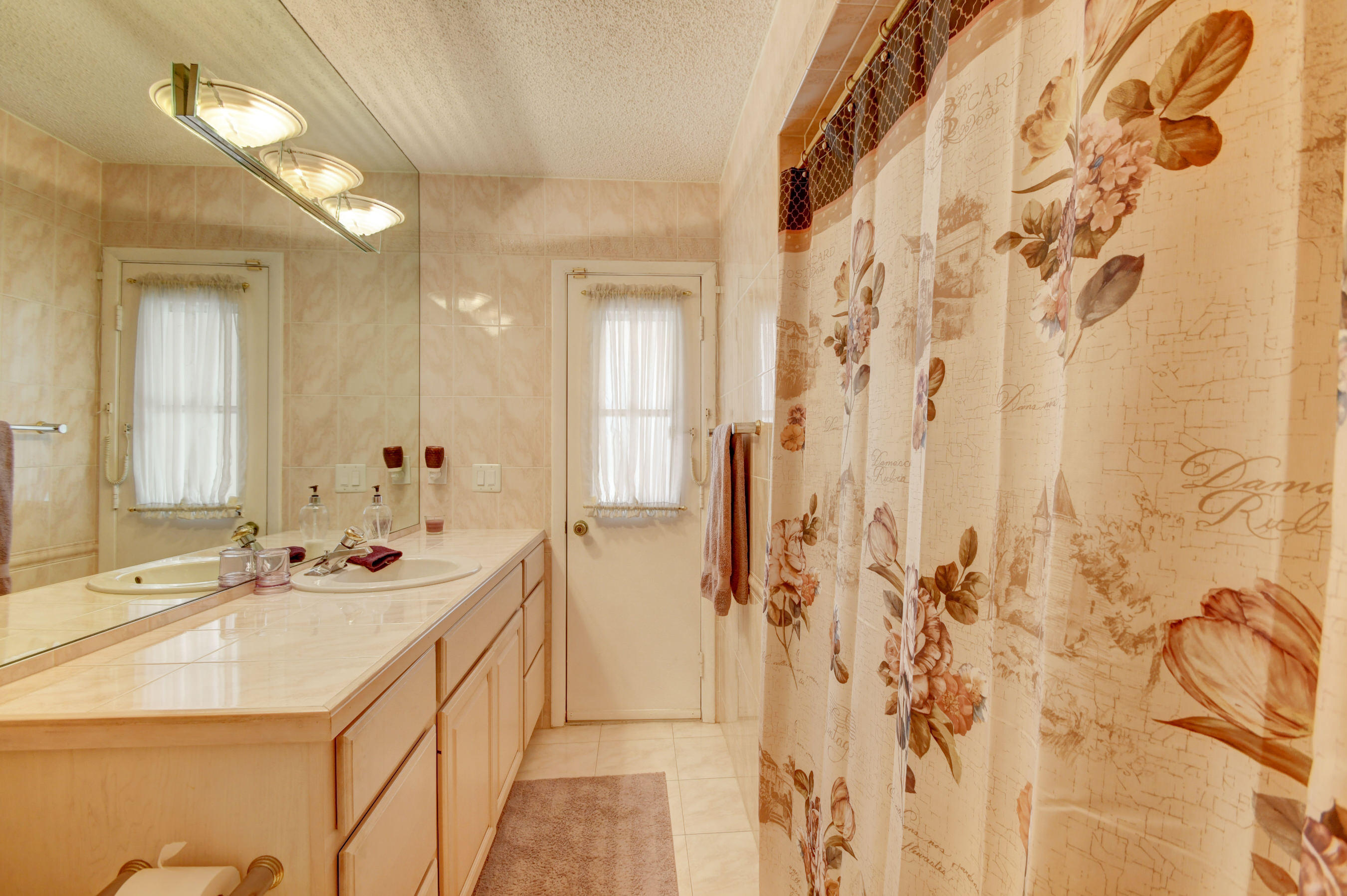 9556 Old Pine Road Boca Raton, FL 33428 - Photo 17 of 32 DSC_8447_48_49_50_51