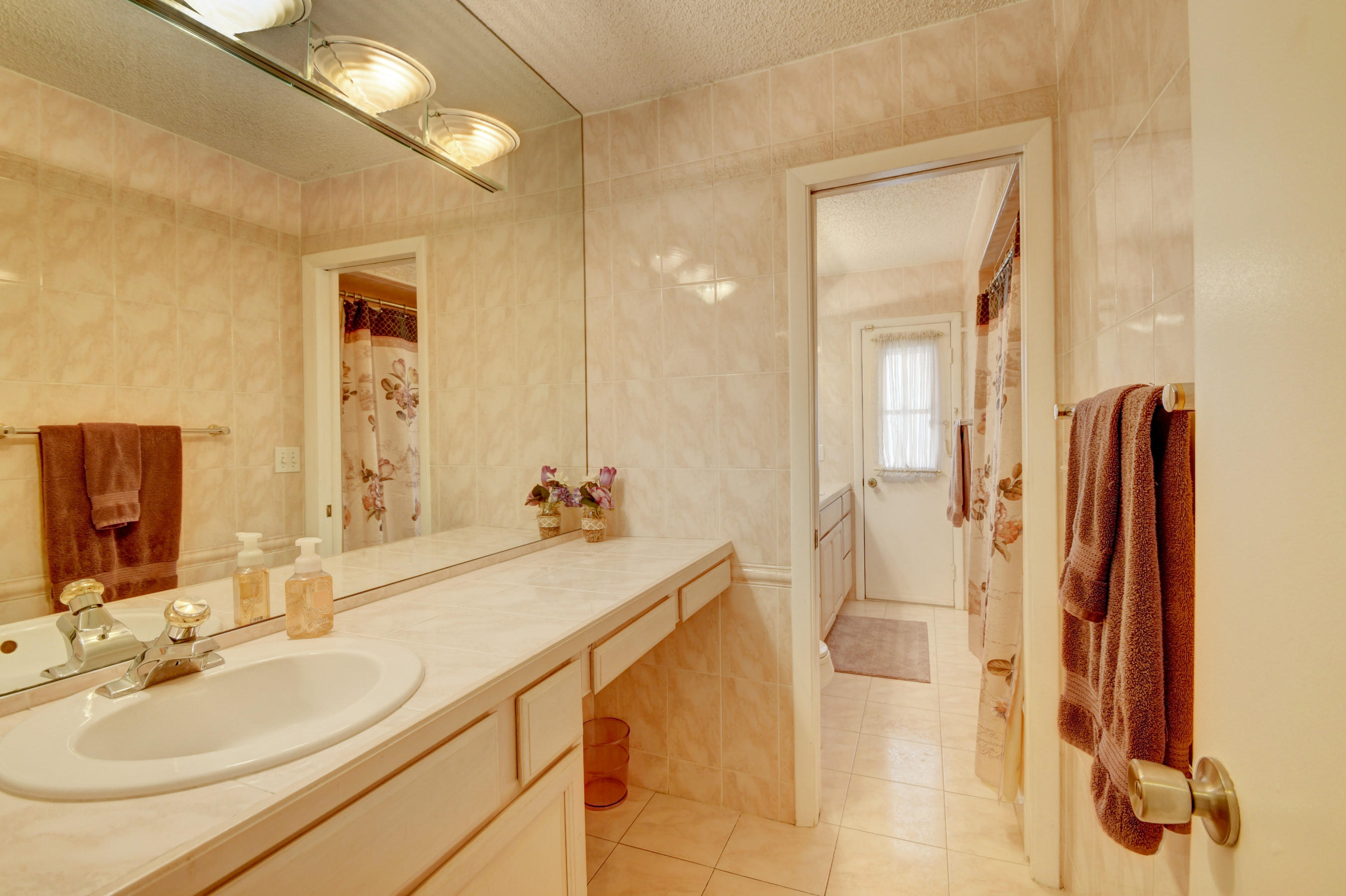 9556 Old Pine Road Boca Raton, FL 33428 - Photo 18 of 32 DSC_8432_3_4_5_6