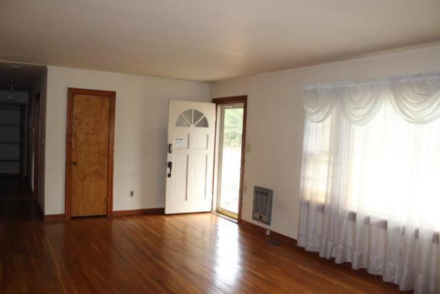 8907 Old Baxter Road Baxter, TN 38544 - Photo 5 of 11