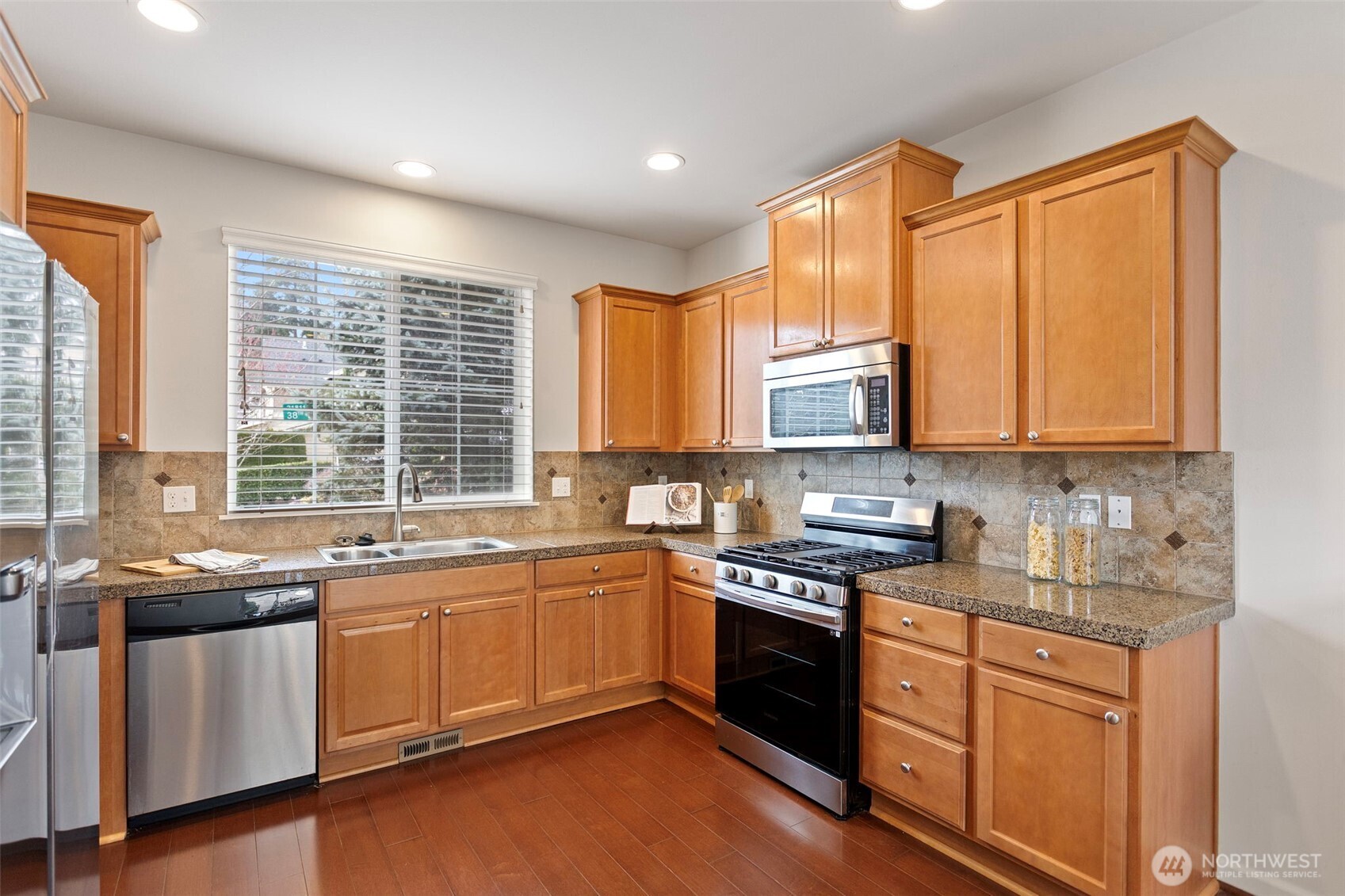 21813 38th Drive Southeast Bothell, WA 98021 - Photo 6 of 19