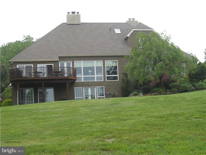 941 Church Lane Road Reading, PA 19606 - Photo 2 of 25 Exterior Back