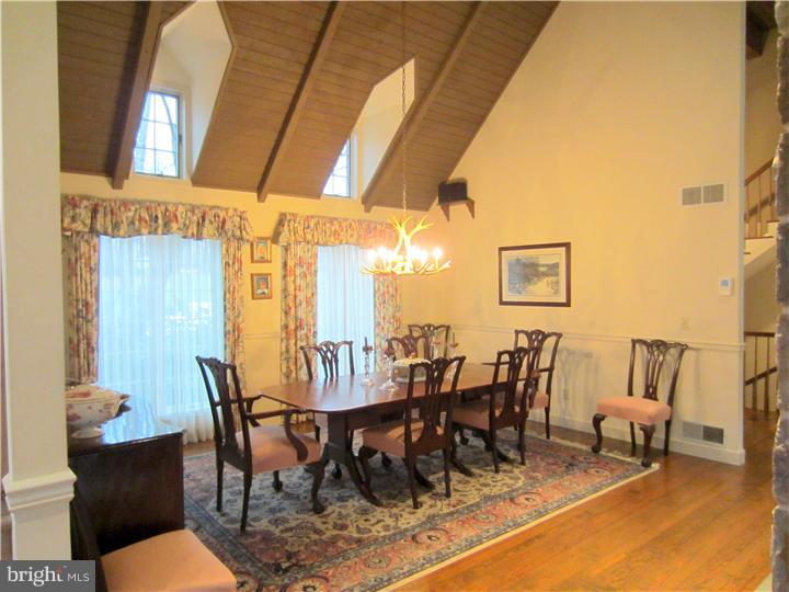 941 Church Lane Road Reading, PA 19606 - Photo 11 of 25 Dining Room