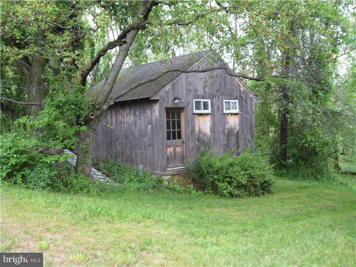 941 Church Lane Road Reading, PA 19606 - Photo 23 of 25