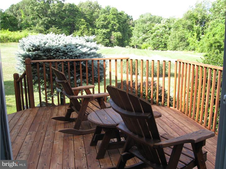 941 Church Lane Road Reading, PA 19606 - Photo 25 of 25 Deck