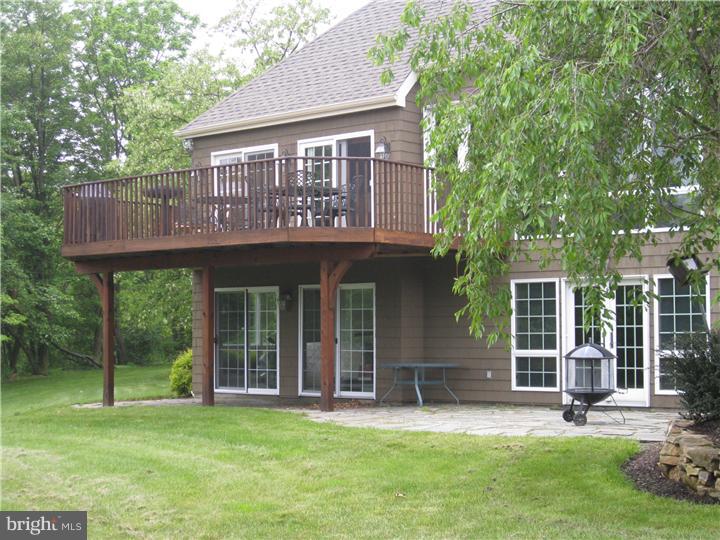 941 Church Lane Road Reading, PA 19606 - Photo 4 of 25 Deck