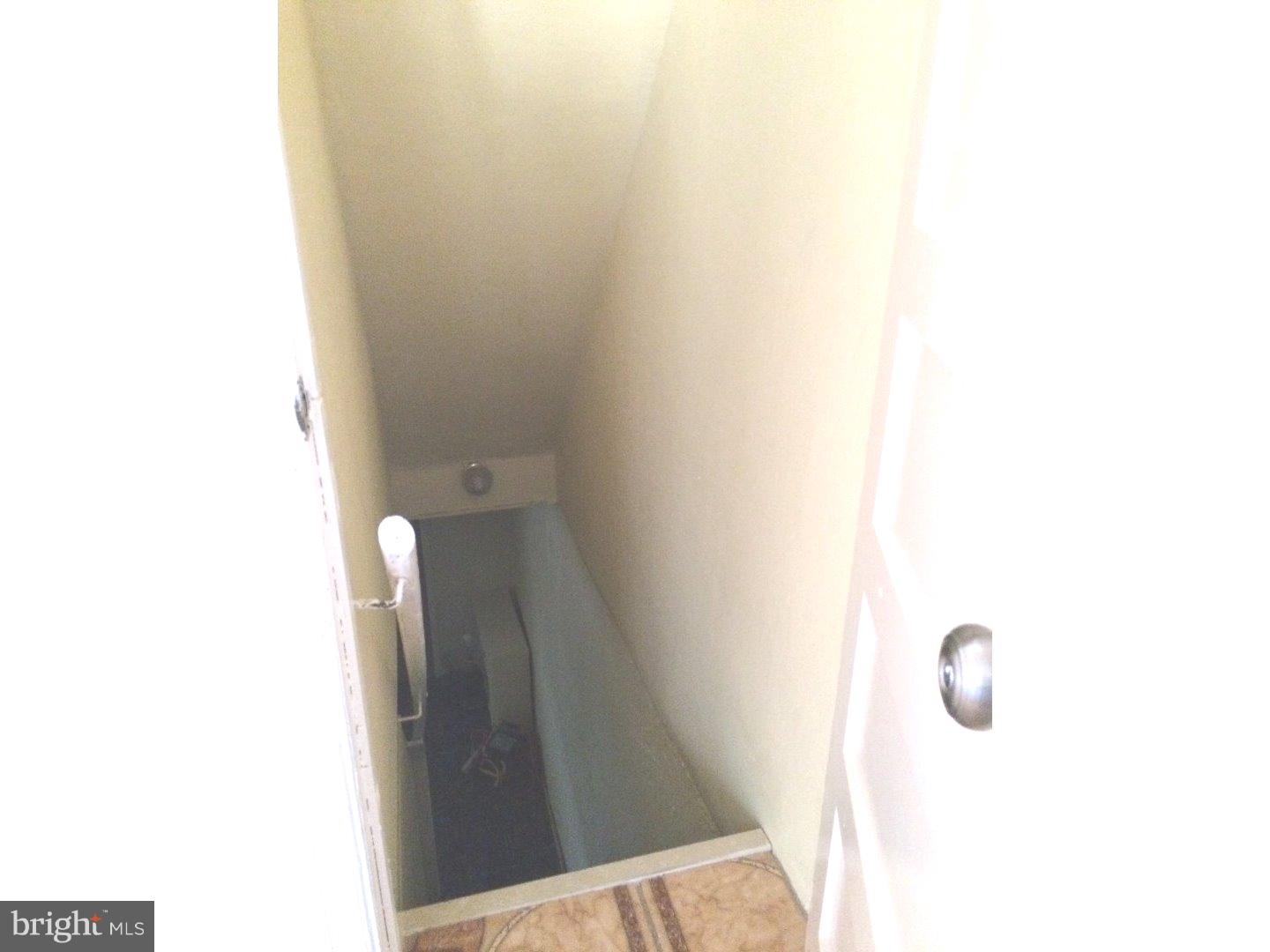 503 Littlecroft Road Upper Darby, PA 19082 - Photo 15 of 24