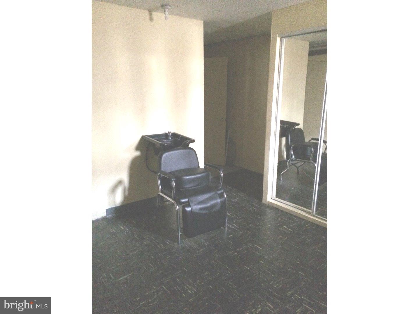 503 Littlecroft Road Upper Darby, PA 19082 - Photo 17 of 24