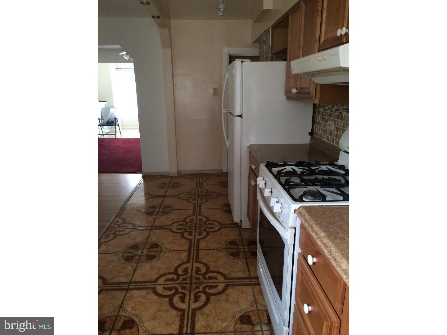 503 Littlecroft Road Upper Darby, PA 19082 - Photo 6 of 24