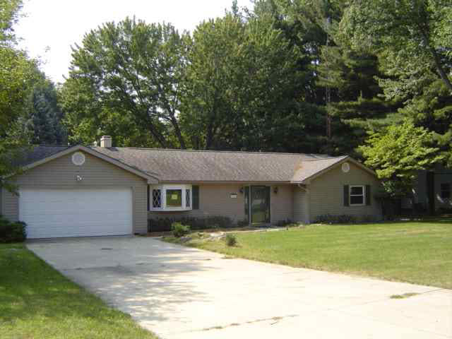 1714 East Springhill Road Warsaw, IN 46580 - Photo 1 of 6 Gallery Image 1