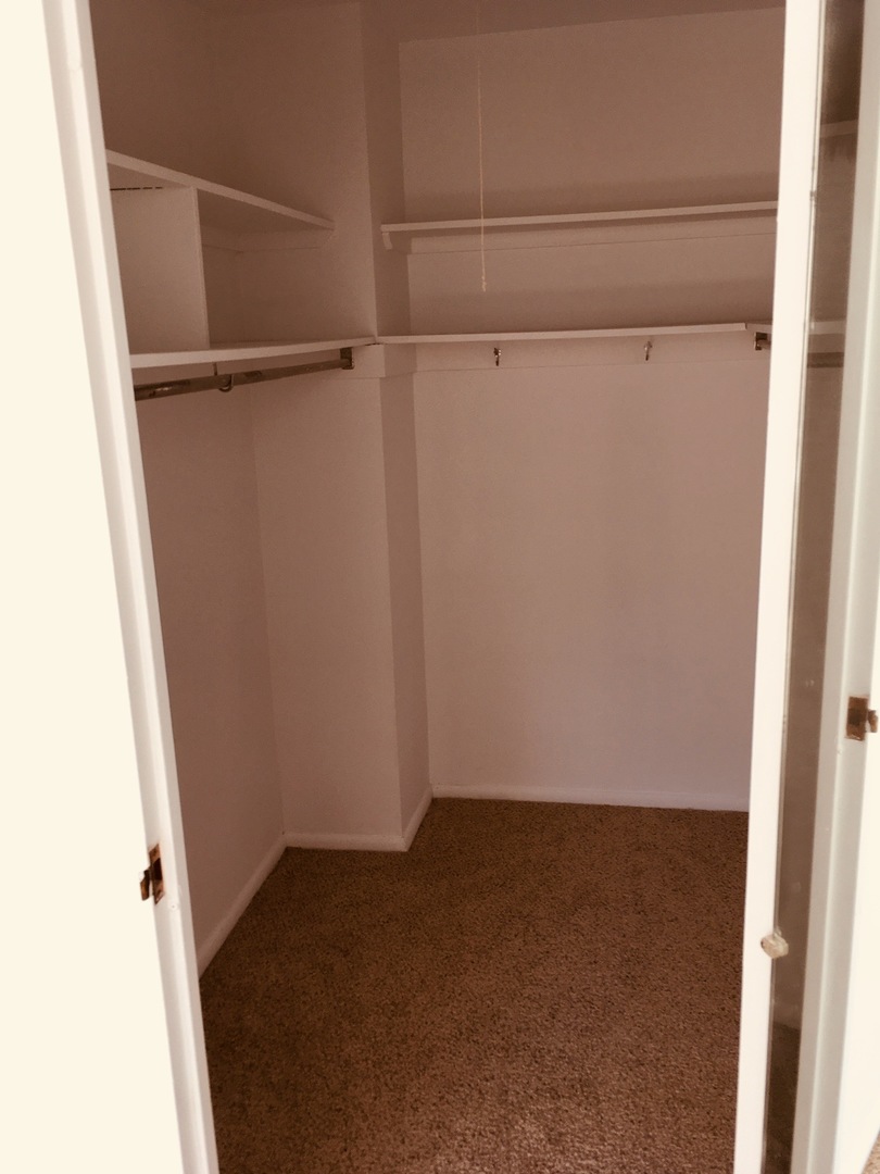 5757 North Sheridan Road, Unit 3H Chicago, IL 60660 - Photo 10 of 10