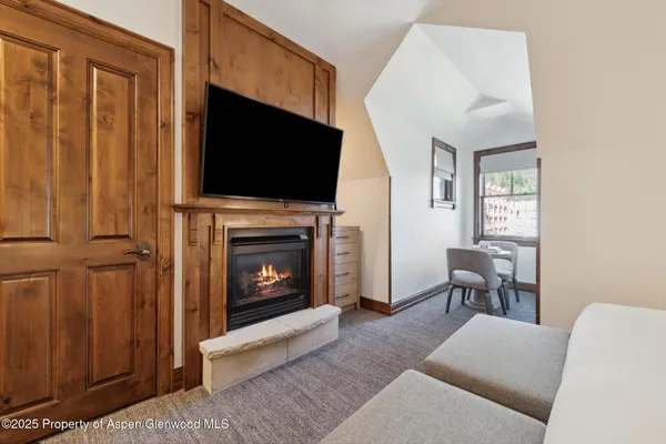 $260,000 | 415 East Dean St Unit 48 Week 8, Aspen, CO 81611