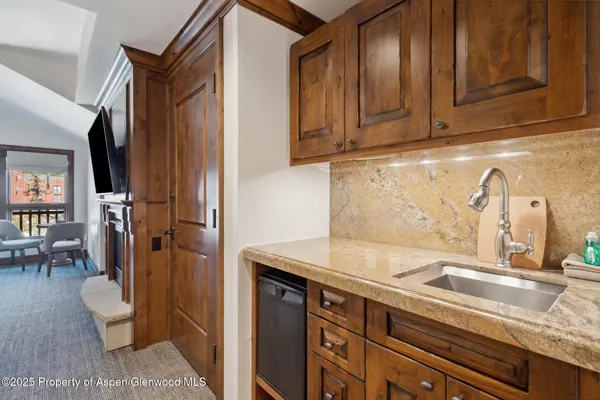 $260,000 | 415 East Dean St Unit 48 Week 8, Aspen, CO 81611