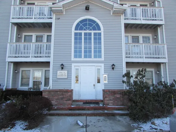$2,800 | 8 Genoble Road, Montville, NJ 07045