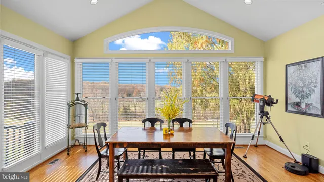 $1,500,000 | 927 Western Road, Hunt Valley, MD 21030