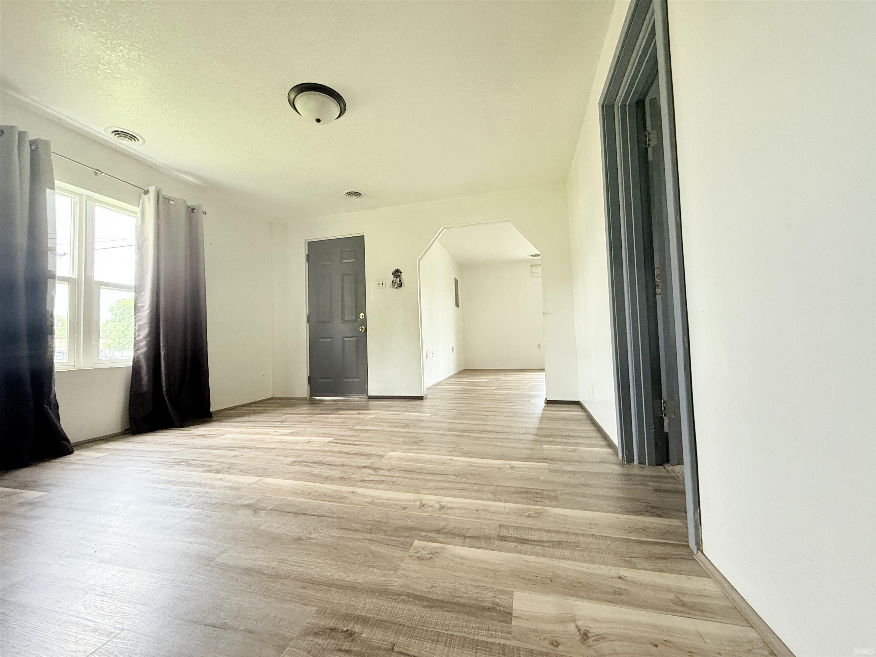 433 Condit Street Huntington, IN 46750 - Photo 3 of 34 Gallery Image 3