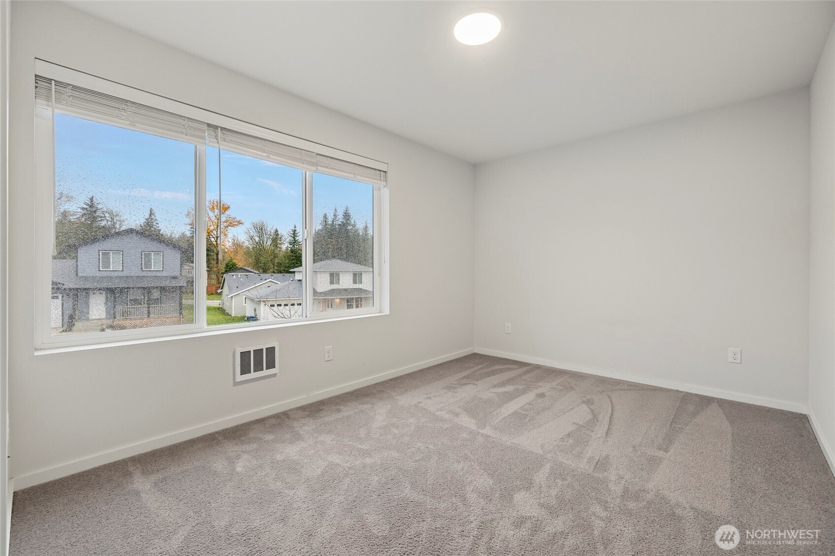 2113 Lancaster Way Ferndale, WA 98248 - Photo 24 of 32 an empty room with windows