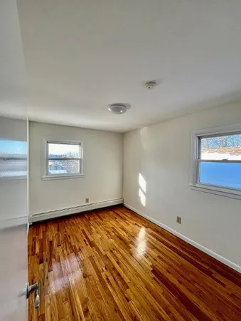 $2,300 | 203 Zabriskie Street, Unit 2, Jersey City, NJ 07307