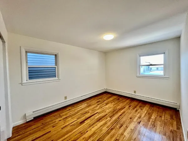 $2,300 | 203 Zabriskie Street, Unit 2, Jersey City, NJ 07307