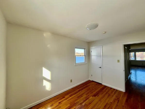 $2,300 | 203 Zabriskie Street, Unit 2, Jersey City, NJ 07307