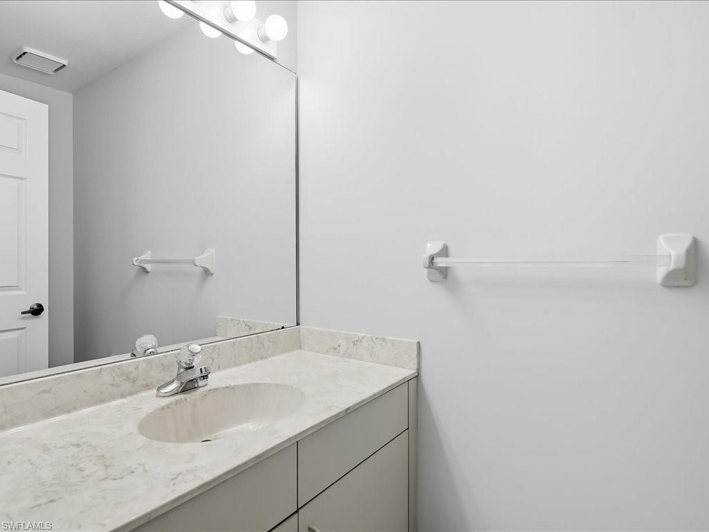 2305 Piccadilly Circus Naples, FL 34112 - Photo 12 of 31