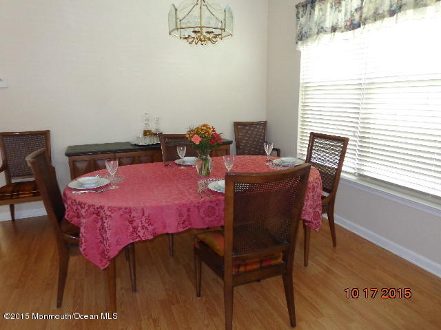 5 Shelley Road Brick, NJ 08724 - Photo 4 of 19 DSC01317